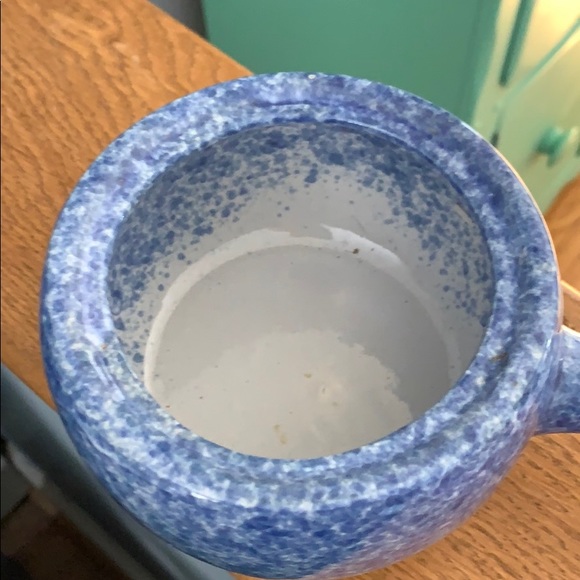Vintage Blue Spatterware Bean Soup Pot, Vintage Blue Stoneware Crock Pottery - Picture 6 of 8